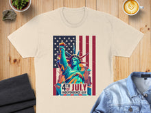 Load image into Gallery viewer, Cream t-shirt featuring Statue of Liberty and US flag with "4th of Independence Day" text.
